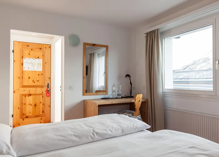 兰多林斯山区酒店 酒店