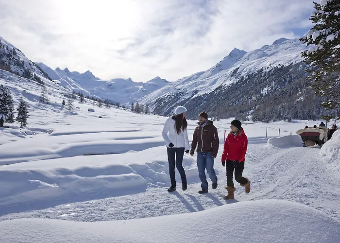 兰多林斯山区酒店