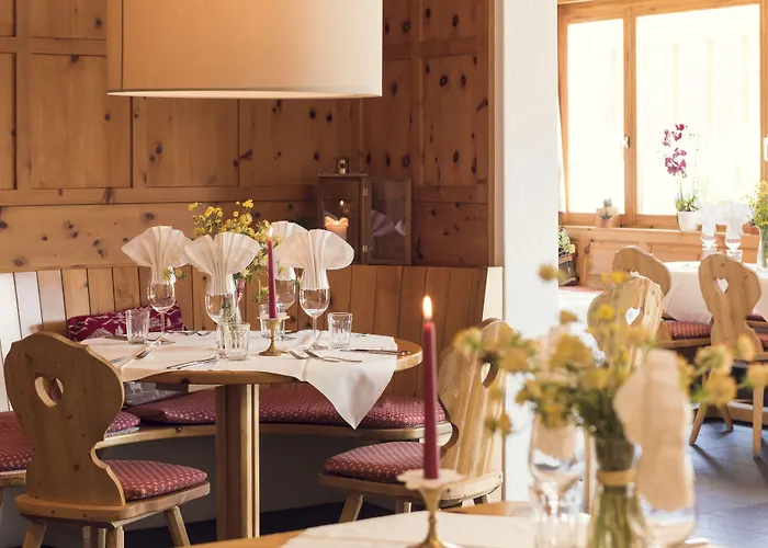 兰多林斯山区酒店